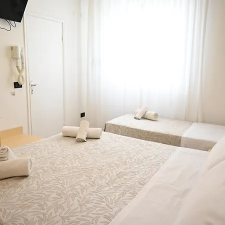 Hotel Ardea 3*
