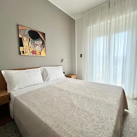 Ardea 3* רימיני