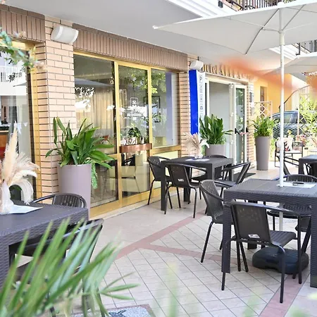 Hotel Ardea 3*